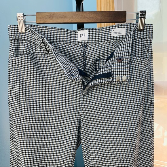 GAP Signature Skinny Blue and Black Plaid Pants - Picture 4 of 7